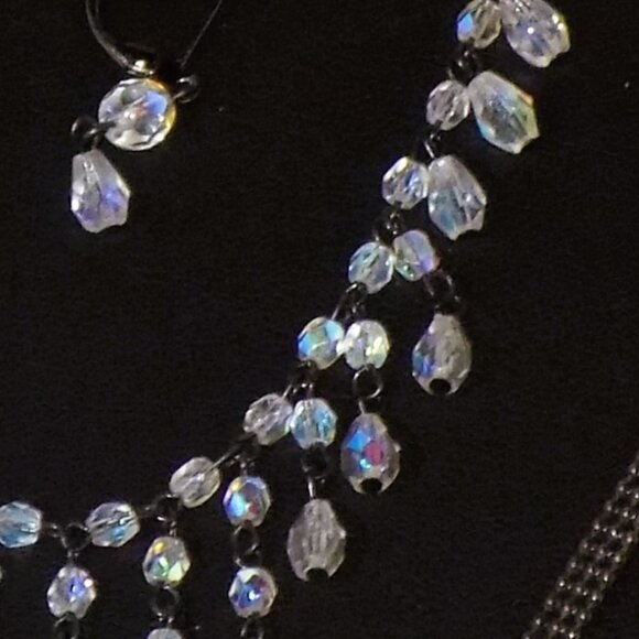 1928 Clear Iridescent Beaded Necklace Earrings Set & Vintage Bead Ball Choker - Picture 3 of 4